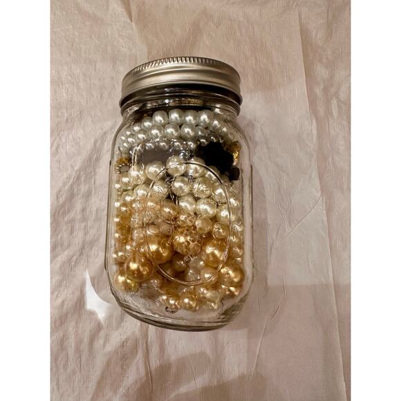 Mystery Jewelry Jar Pearl Beauty Victorian Castlecore 20 Pieces - Picture 3 of 9